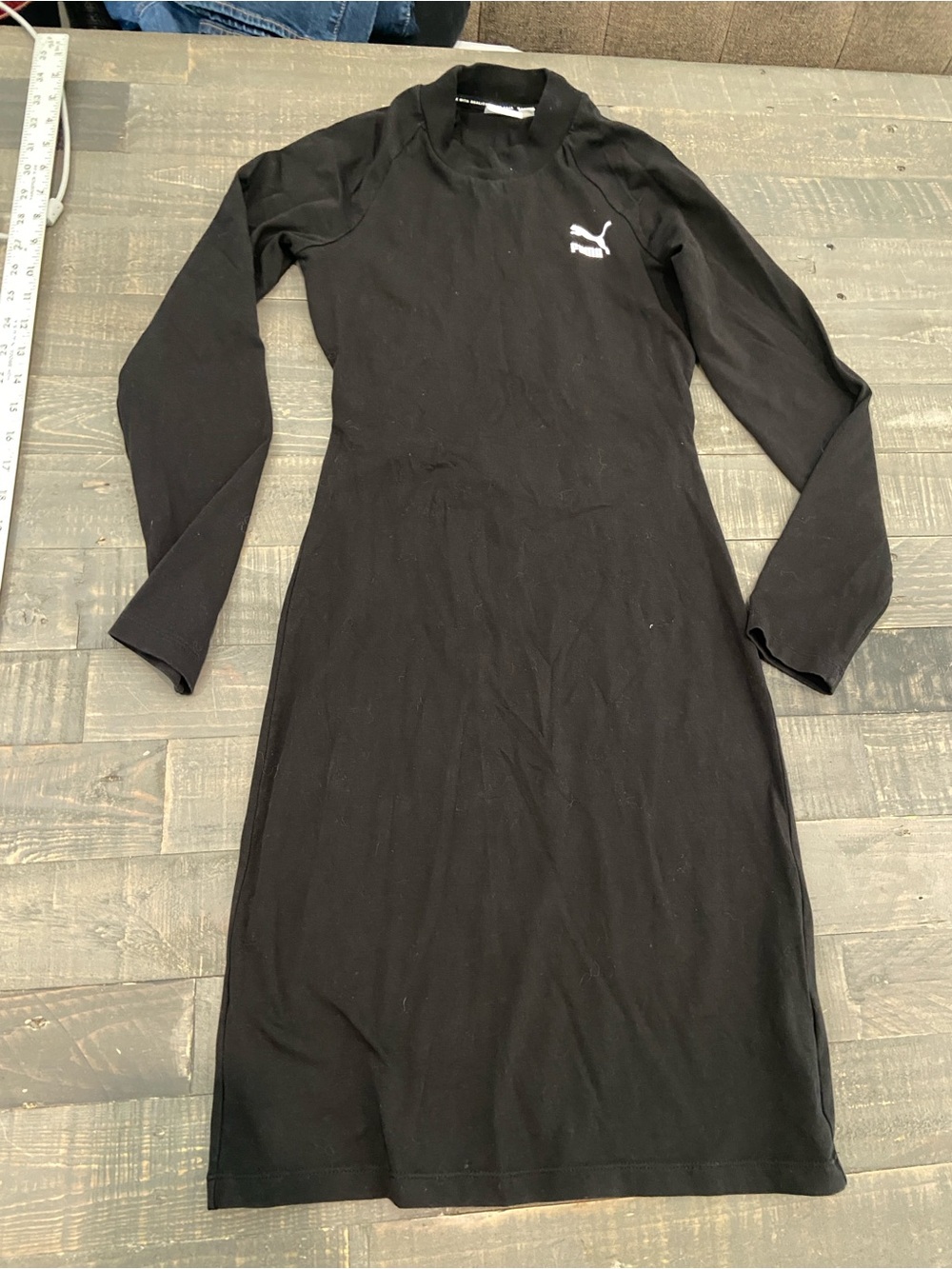 Puma Body con long sleeve dress. EUC. Small